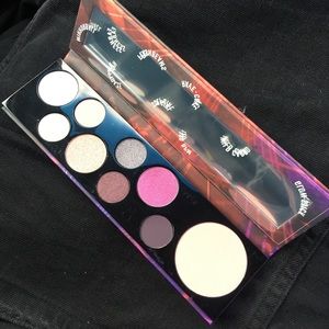 MAC Raver Girl Palette